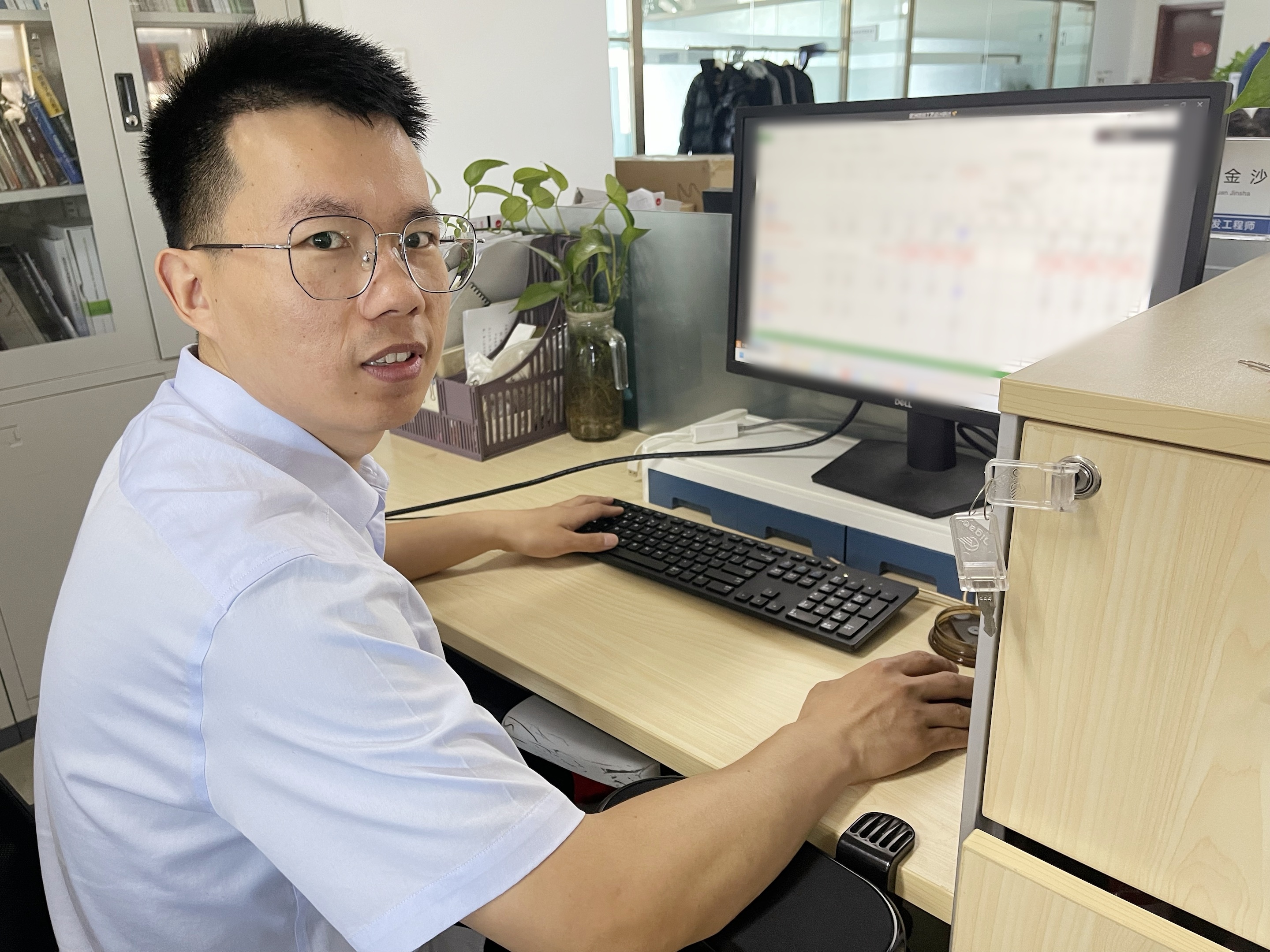 pg���d-pg���d�ٷ���-pg���d���b2025���°�V2.7.77-2265��׿�W(w��ng)